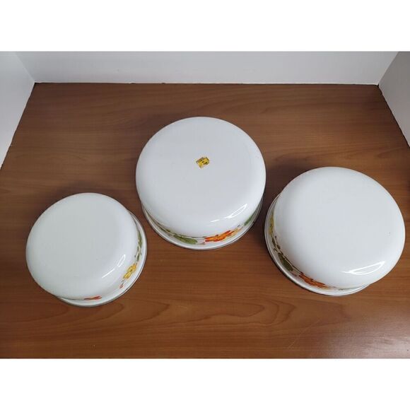 Vintage Nesting Metal Enamel Bowls Set of Three #A20 - Picture 3 of 8